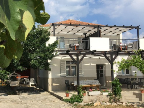 Ferienwohnung - 4 Personen -  - Donji Kraj - 22242 - Jezera