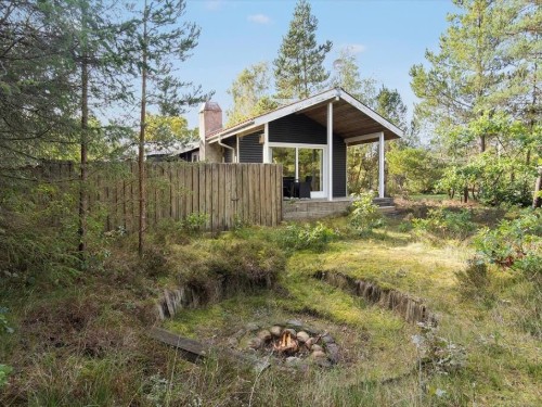 Holiday home - 4 persons -  - Lyngvej - Fjellerup - 8585 - Glesborg