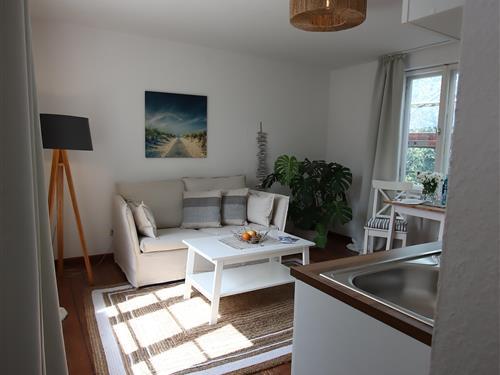 Holiday Home/Apartment - 2 persons -  - Strandpromenade - 18609 - Binz