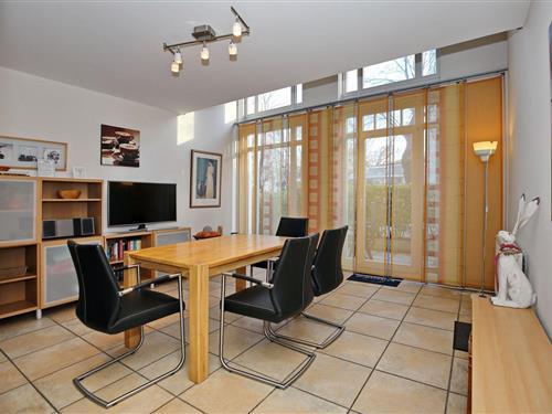 Holiday Home/Apartment - 4 persons -  - Ostseeallee - 18225 - Ostseebad Kühlungsborn