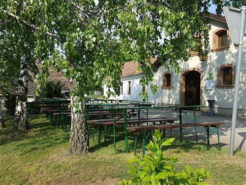 Ferieleilighet - 4 personer -  - Am Hufeisen - 2134 - Staatz-Kautendorf