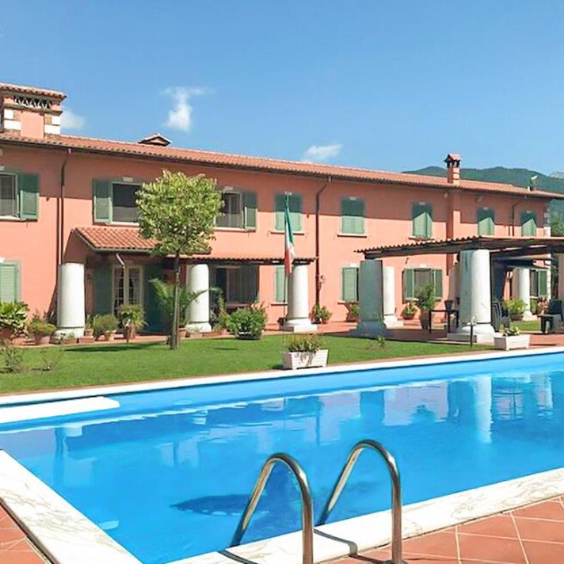 Ferielejlighed - 4 personer -  - Via Alpi Apuane - Forte Dei Marmi - 55047 - Querceta
