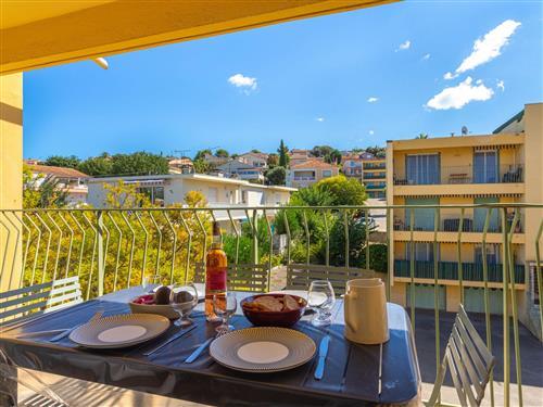 Holiday apartment - 4 persons -  - Six Fours - 83140