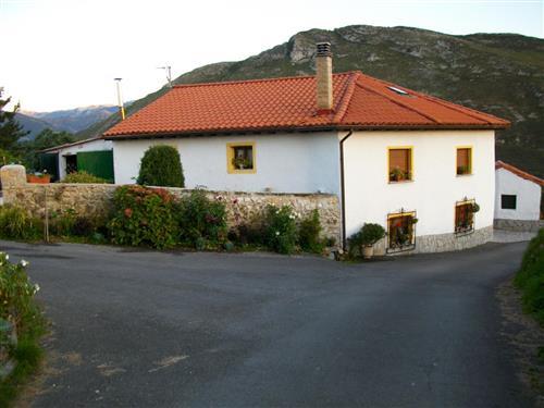 Sommerhus - 6 personer -  - LOS CARRILES - 33592 - Llanes