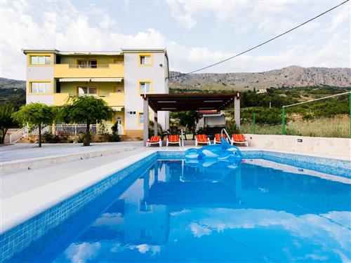 Holiday apartment - 8 persons -  - Don Petra Cara - 21312 - Podstrana