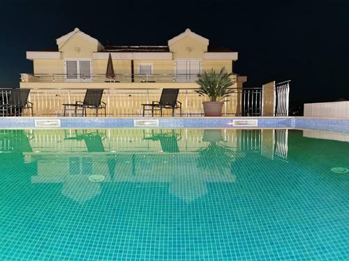 Ferielejlighed - 4 personer -  - 21223 - Okrug Gornji