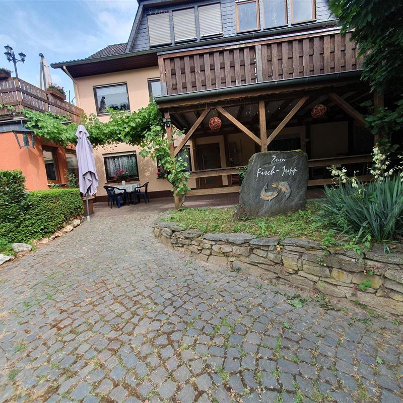 Ferielejlighed - 4 personer -  - Balduinstraße - 56332 - Burgen