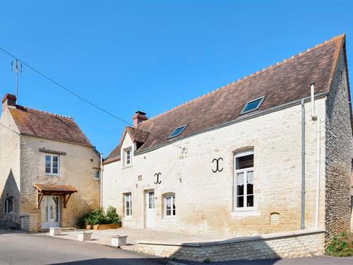 Holiday home - 15 persons -  - Rue des Arraches - 14620 - Fourches