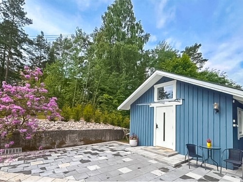 Fritidshus - 3 personer -  - Sandbryggevägen - Sunningen/Uddevalla - 451 77 - Uddevalla
