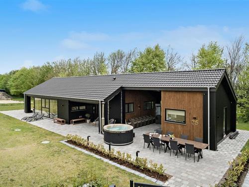 Holiday home - 8 persons -  - Dyrehaven - Øster Hurup - 9560 - Hadsund