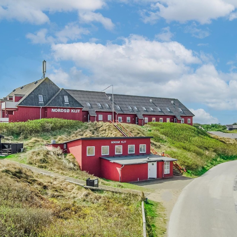 Sommerhus - 4 personer -  - Hjelmevej 15, App. - 6854 - Henne Strand