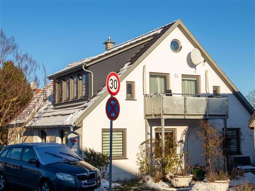 Ferienhaus - 5 Personen -  - Freester Straße - 17440 - Kröslin