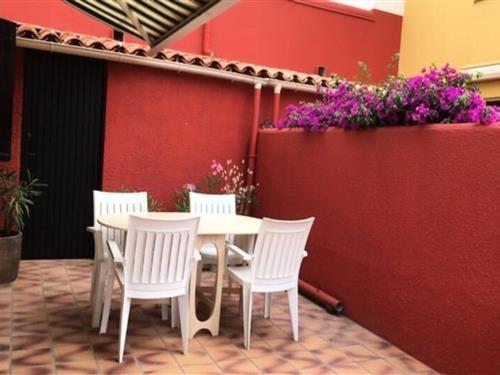 Holiday Home/Apartment - 4 persons -  - 66420 - Le Barcares