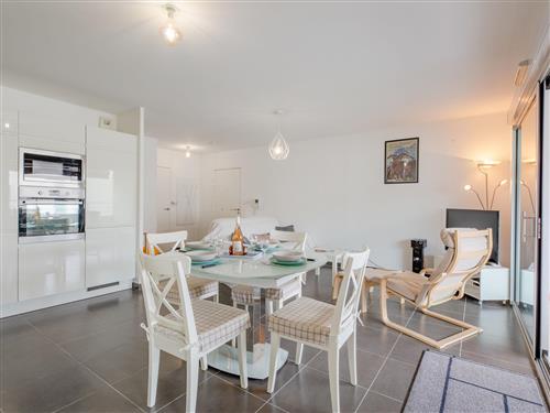 Holiday apartment - 4 persons -  - Fréjus - 83600