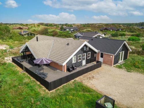 Sommerhus - 12 personer -  - Kløvervej - 6854 - Henne Strand