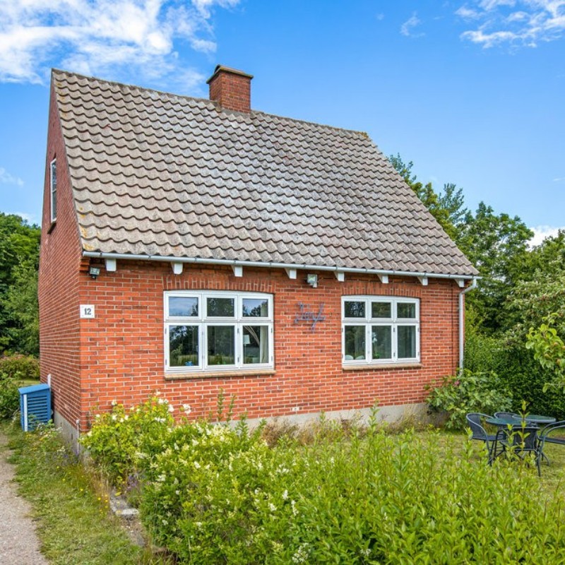 Sommerhus - 4 personer -  - Vellensbyvejen - Arnager - 3700 - Rønne