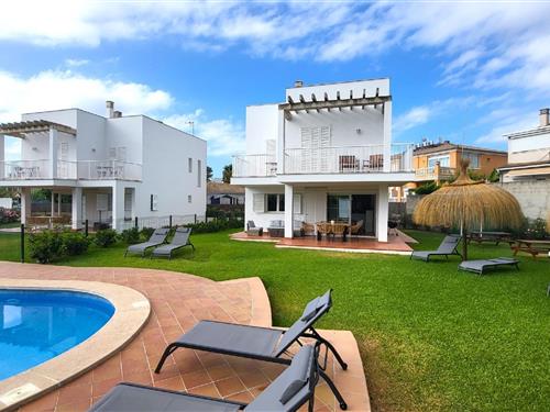 Sommerhus - 12 personer -  - Carrer des Segalls, 8, 07458 Muro, Illes Balears, - 07458 - Playa De Muro