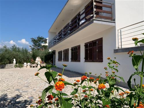 Holiday apartment - 8 persons -  - Brdo - 51515 - Šilo