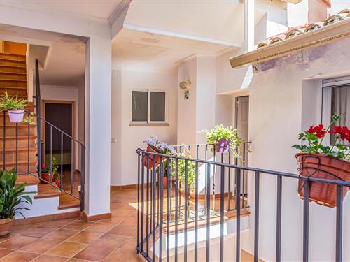 Holiday home - 12 persons -  - Plaza España - 46388 - Godelleta