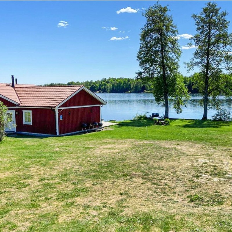 Sommerhus - 22 personer -  - Hensmåla Västregård - 364 94 - Tingsryd