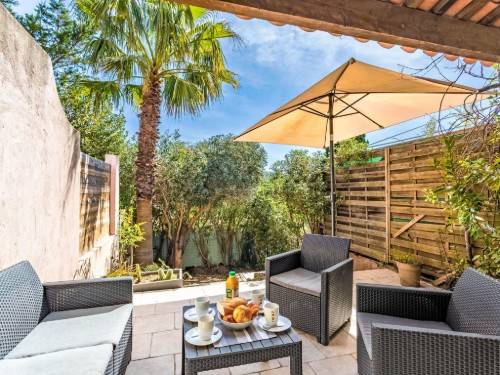 Holiday home - 5 persons -  - Gassin - 83580