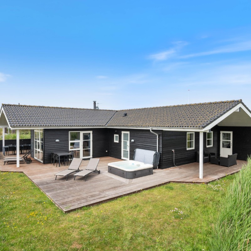 Sommerhus - 10 personer -  - Lodbergsvej - Søndervig - 6950 - Ringkøbing