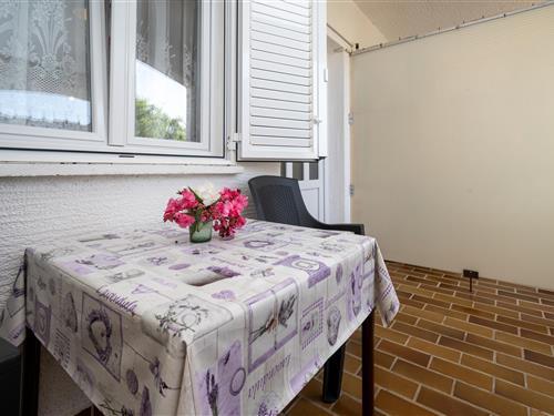 Holiday Home/Apartment - 4 persons -  - Povljana - 23249 - Povljana