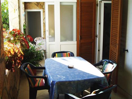 Holiday Home/Apartment - 4 persons -  - Povlja - 21413 - Povlja