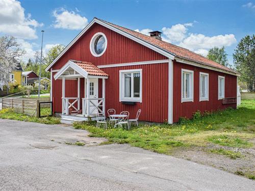 Sommerhus - 7 personer -  - Blankaholm Runda Huset - 593 97 - Blankaholm