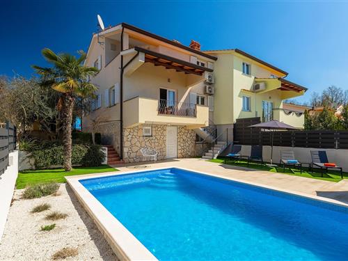 Holiday home - 8 persons -  - Krsenac - 52463 - Visnjan