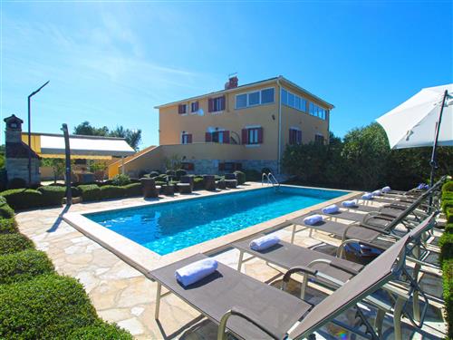 Holiday home - 10 persons -  - Pula/Banjole - 52100