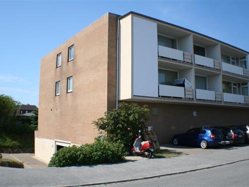 Holiday Home/Apartment - 2 persons -  - Berthin-Bleeg-Str. - 25996 - Wenningstedt