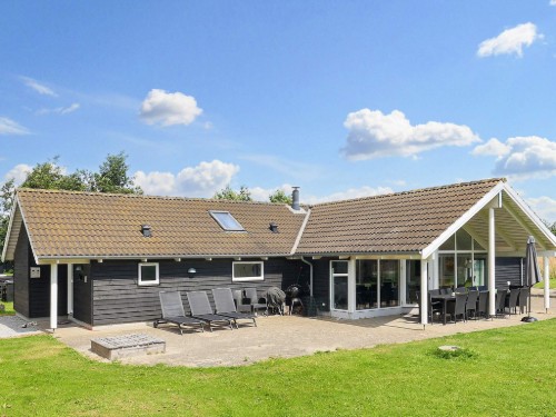 Holiday home - 14 persons -  - Blommestien - Marielyst - 4872 - Idestrup