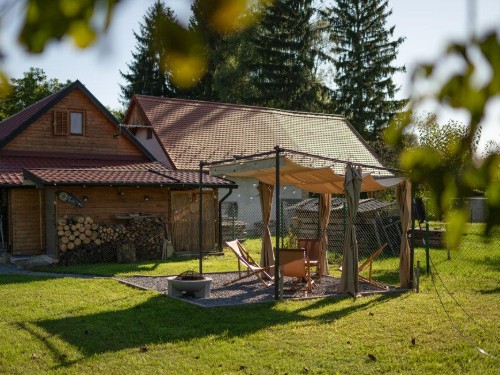Feriehus - 4 personer -  - Stari Brod - 44273 - Stari Brod