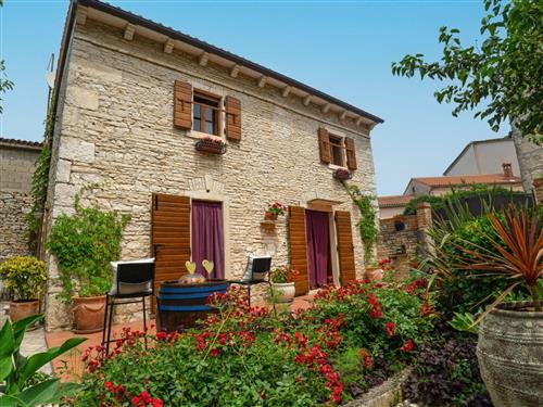 Holiday home - 6 persons -  - Pula/Manjadvorci - 52207