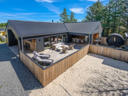 Feriehus - 10 personer -  - Midtbyvej 9 A - 6857 - Blåvand