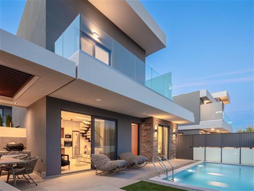 Sommerhus - 4 personer -  - Agia Marina - 73100