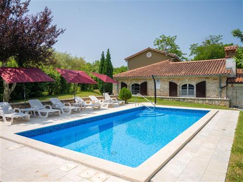 Sommerhus - 8 personer -  - Nedescina - 52231