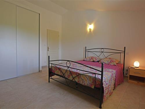 Villa - 6 persons -  - 30200 - St.Laurent De Carnols