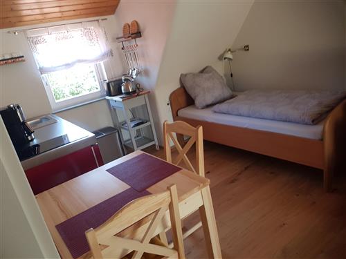 Ferienhaus - 2 Personen -  - Dorfplatz - 71579 - Spiegelberg