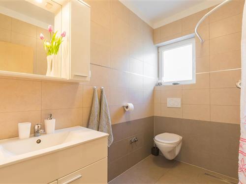 Holiday apartment - 4 persons -  - 22. Lipnja - 51250 - Novi Vinodolski