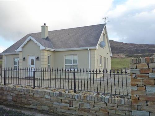Holiday home - 8 persons -  - F94 PN79 - Kilcar