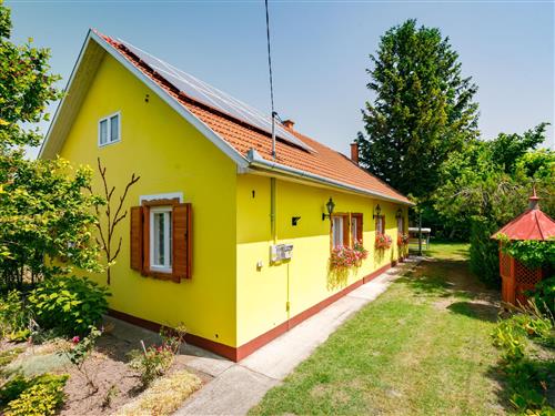 Holiday home - 7 persons -  - Balatonfenyves - 8646