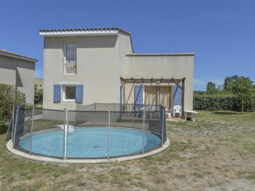 Villa - 8 Personen -  - 84450 - Saint Saturnin Les Avigno