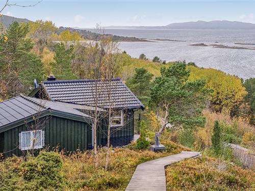 Sommerhus - 5 personer -  - Taftøyveien - Kjørsvikbugen/Heim - 6699 - Kjørsvikbugen
