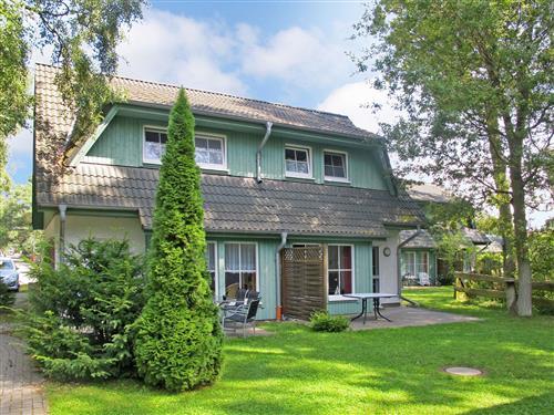 Holiday Home/Apartment - 4 persons -  - Zinnowitz - 17454