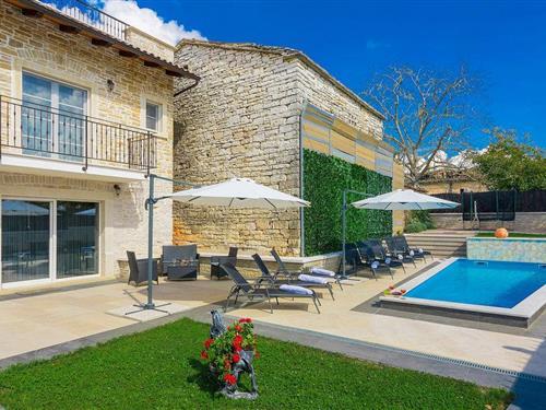 Feriehus - 8 personer -  - Pilati - 52000 - Pazin