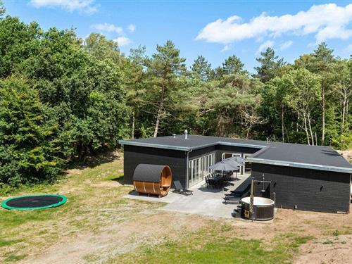 Holiday home - 21 persons -  - Skovbrynet - Helberskov - 9560 - Hadsund
