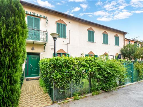 Holiday Home/Apartment - 4 persons -  - Via Generale Ardoino - 18013 - Diano Marina