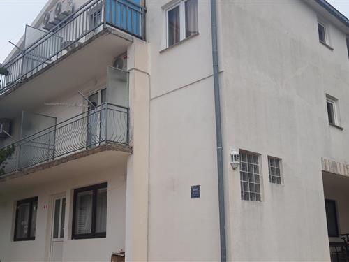 Holiday Home/Apartment - 3 persons -  - Podaca - 21335 - Podaca